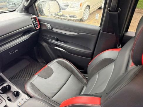 Used 2025 Ford Ranger Raptor AWD/4WD image 22
