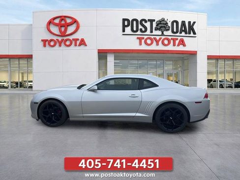 Used 2015 Chevrolet Camaro LS RWD image 11