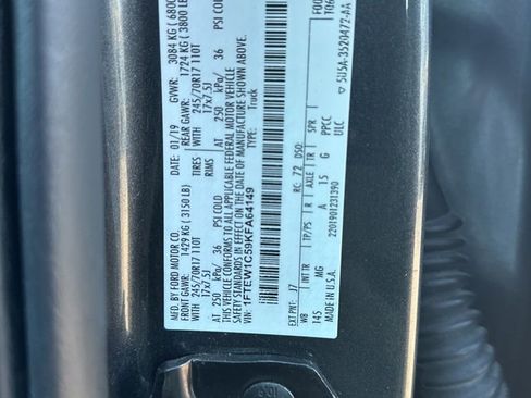 Used 2019 Ford F150 XLT image 33