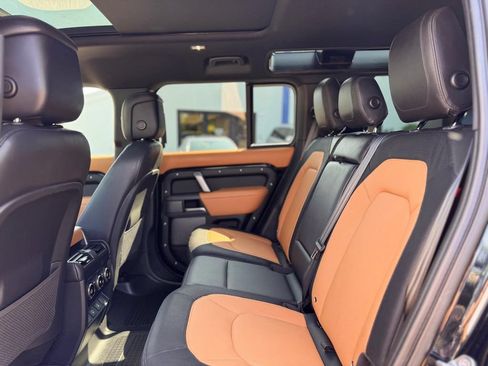 Used 2023 Land Rover Defender 110 X-Dynamic SE AWD/4WD image 23