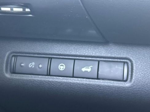 New 2026 Nissan Pathfinder SL w/ SL Premium Package AWD/4WD image 26
