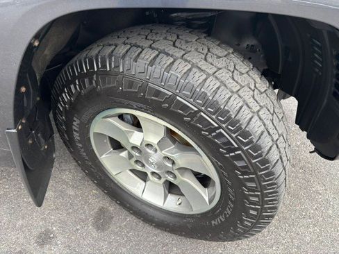 Used 2011 Toyota 4Runner SR5 image 28