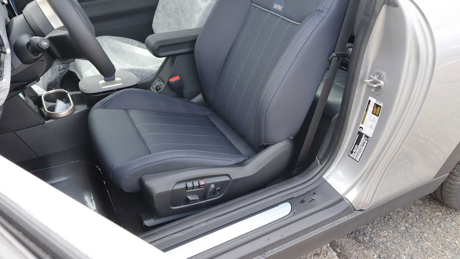 New 2026 MINI Cooper S FWD image 5