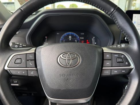 Used 2025 Toyota Grand Highlander FWD image 26
