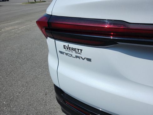 New 2026 Buick Enclave Sport Touring w/ Power Package image 4