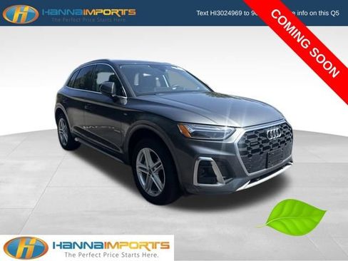 Used 2024 Audi Q5 e Premium Plus AWD/4WD image 1