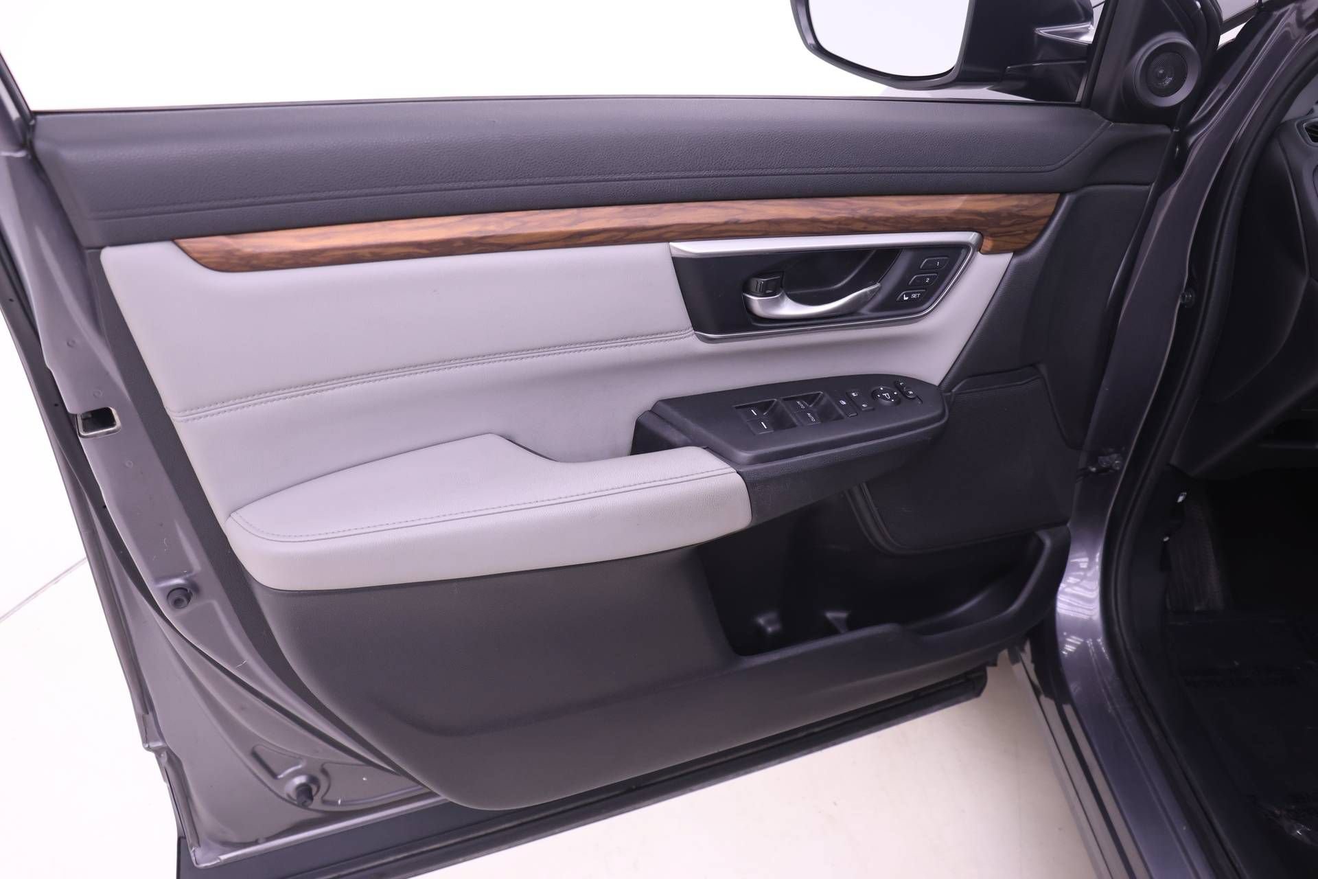 Certified 2021 Honda CR-V Touring image 9