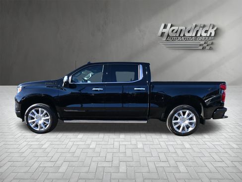 Used 2025 Chevrolet Silverado 1500 High Country w/ High Country Premium Package image 8
