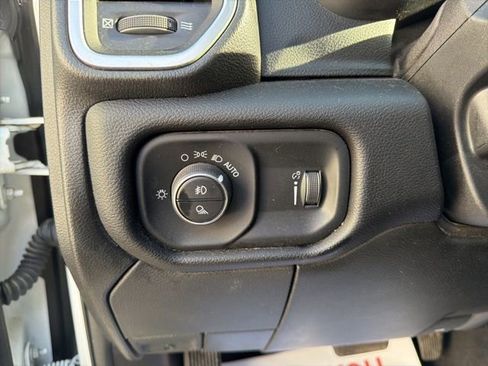 Used 2024 RAM 2500 Big Horn image 27