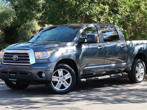 Used 2007 Toyota Tundra Limited image 2