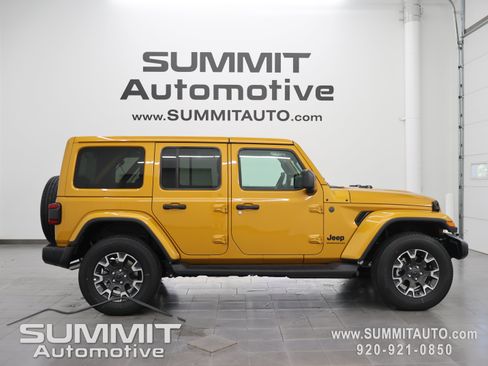 New 2026 Jeep Wrangler Unlimited Sahara AWD/4WD image 1