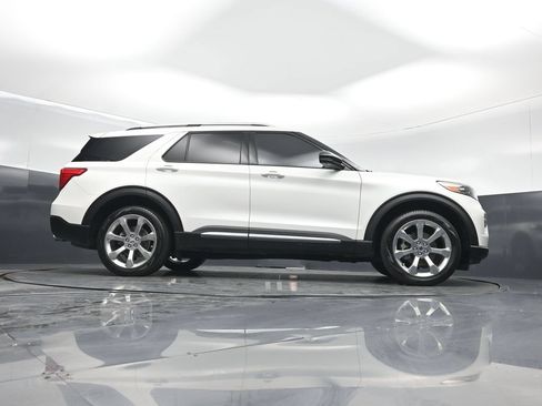 Used 2020 Ford Explorer Platinum w/ Premium Technology Package AWD/4WD image 51