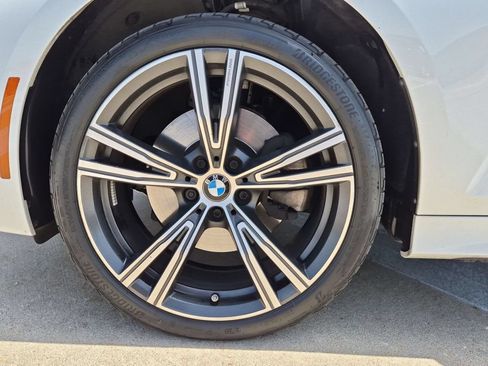 Used 2024 BMW 330i xDrive Sedan w/ Premium Package AWD/4WD image 23