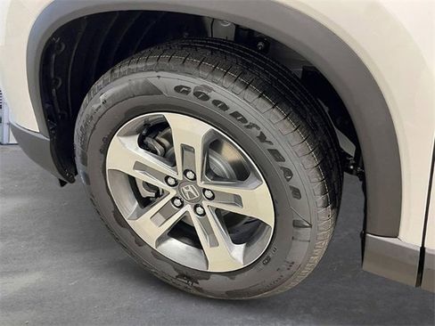 New 2025 Honda Pilot EX-L image 11