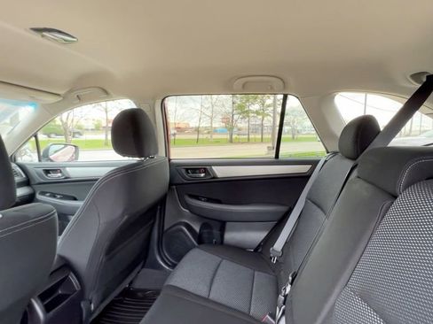 Used 2017 Subaru Outback 2.5i Premium image 35