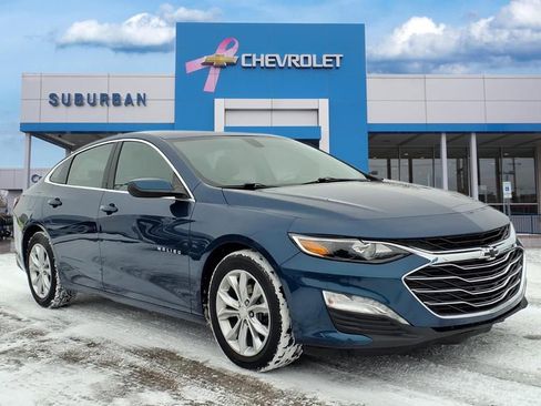 Used 2019 Chevrolet Malibu LT image 3