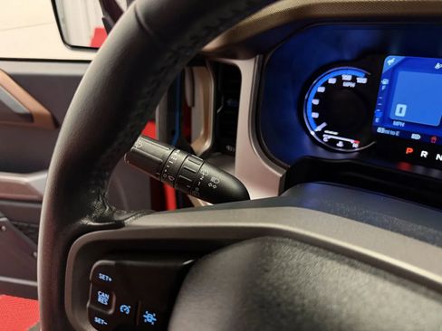 Used 2023 Ford Bronco Outer Banks AWD/4WD image 29