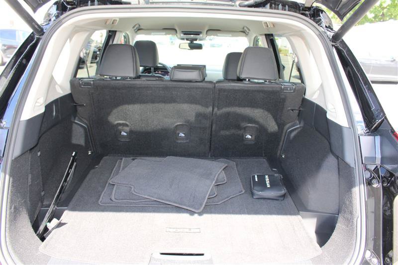 Used 2026 Nissan Rogue SL FWD image 20