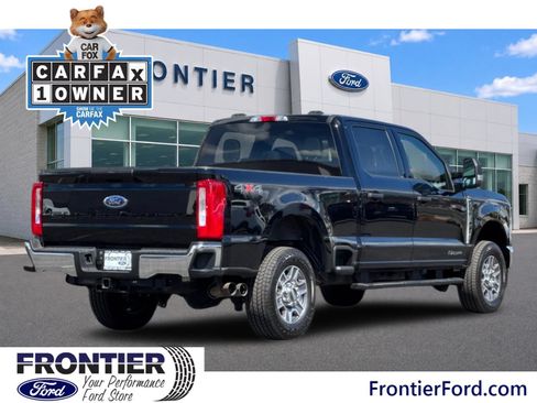 Used 2025 Ford F250 XLT AWD/4WD image 5