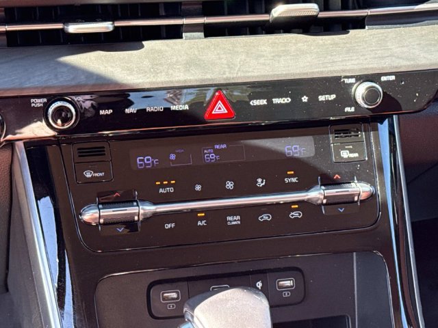 Used 2023 Kia Carnival SX FWD image 21