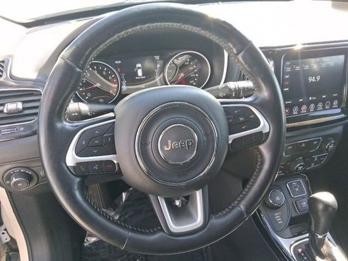 Used 2020 Jeep Compass Limited image 17