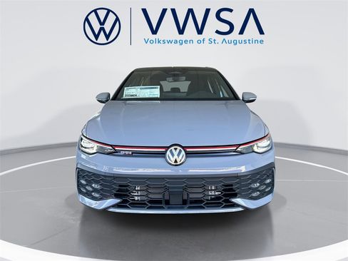 New 2026 Volkswagen GTI SE image 2