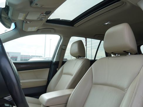 Used 2018 Subaru Outback 2.5i Limited image 20