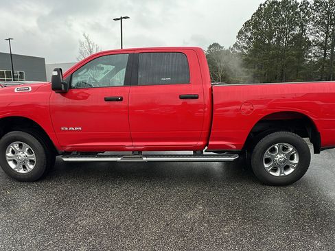 Used 2024 RAM 2500 Big Horn w/ Bed Utility Group image 11