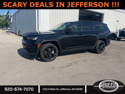 Used 2023 Jeep Grand Cherokee L Laredo