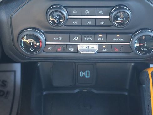 Used 2022 Ford Bronco Badlands AWD/4WD image 14