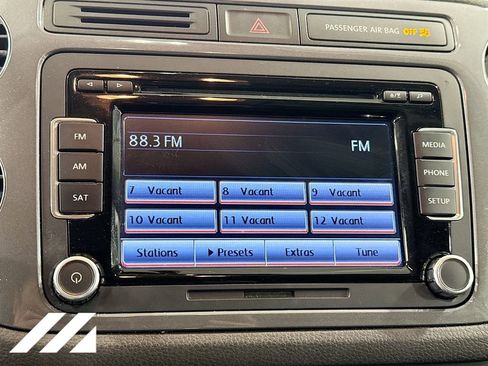 Used 2014 Volkswagen Tiguan SE FWD image 16