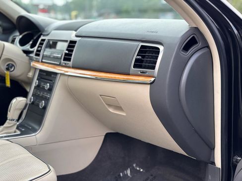 Used 2011 Lincoln MKZ AWD image 39