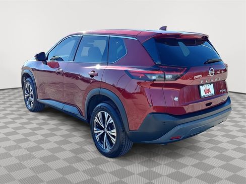 Used 2021 Nissan Rogue SV image 7