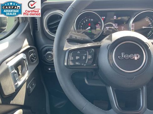 Certified 2023 Jeep Wrangler Unlimited image 26