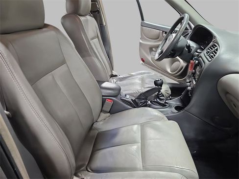 Used 2001 Oldsmobile Alero GL w/ Special Edition Pkg image 10