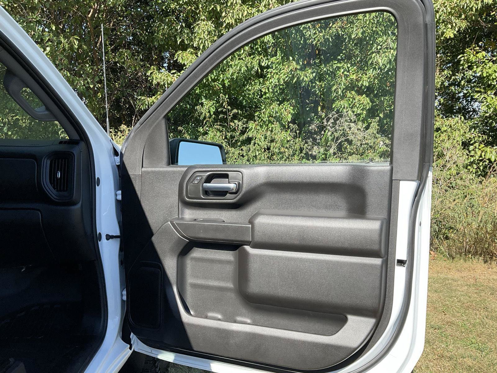Certified 2025 Chevrolet Silverado 2500 W/T AWD/4WD image 22