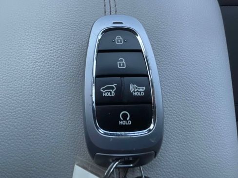 Used 2023 Hyundai Tucson SEL FWD image 32