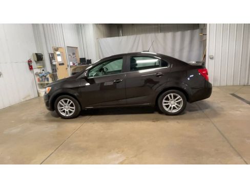 Certified 2015 Chevrolet Sonic LT w/ Wheels and Fog Lamp Package image 5