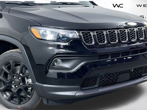 New 2026 Jeep Compass Latitude image 43