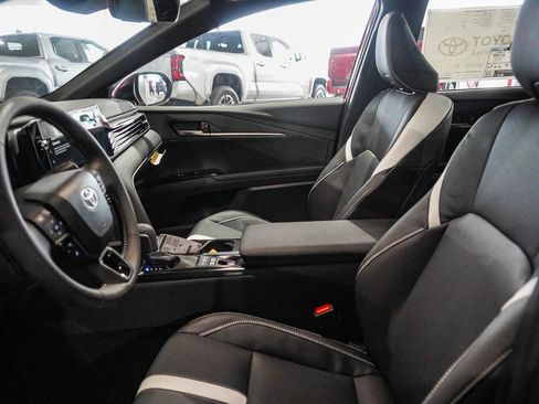 New 2026 Toyota Camry SE FWD image 20