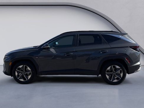 Used 2025 Hyundai Tucson SEL image 2