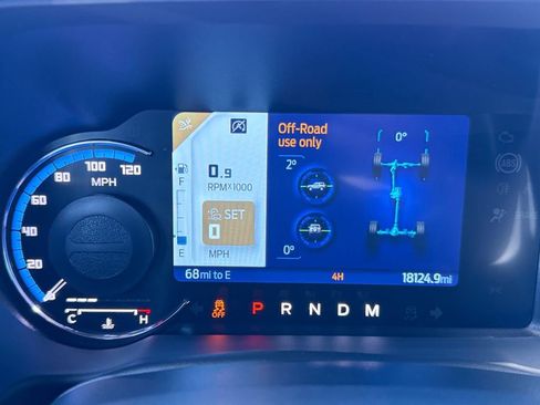 Used 2024 Ford Bronco Outer Banks image 14