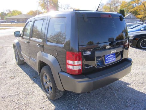 Used 2011 Jeep Liberty Renegade image 5
