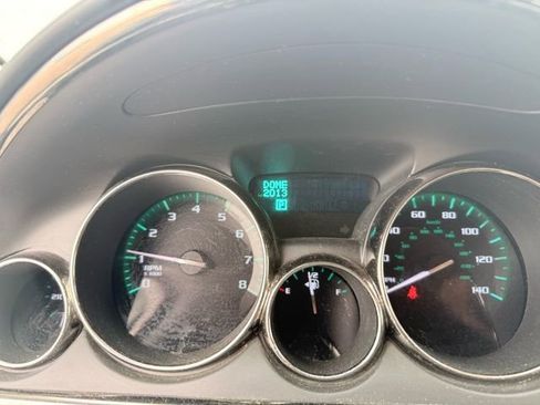 Used 2017 Buick Enclave Leather image 16