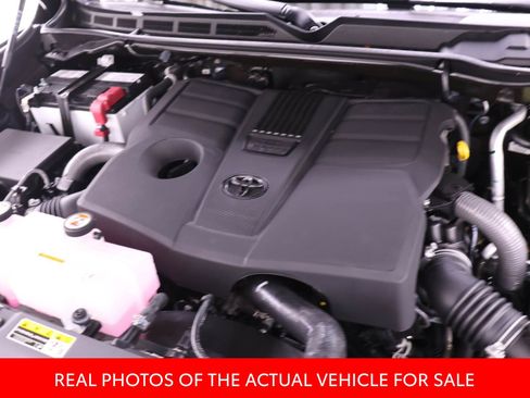 New 2026 Toyota Tundra Limited image 17