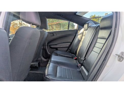 Used 2016 Dodge Charger Police w/ Convenience Group I image 17