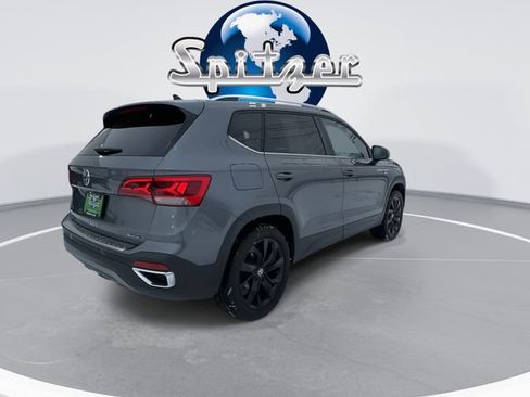 Used 2022 Volkswagen Taos SE image 9