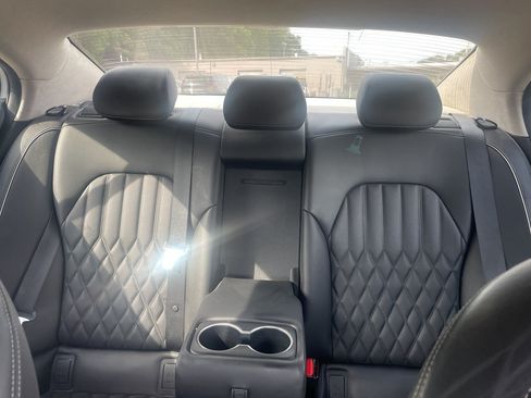 Used 2021 Genesis G70 2.0T w/ Prestige Package AWD/4WD image 10