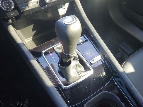 New 2026 Jeep Compass Latitude image 18