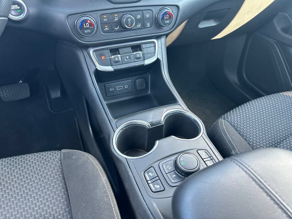 Used 2023 GMC Terrain SLE w/ Driver Convenience Package FWD image 19